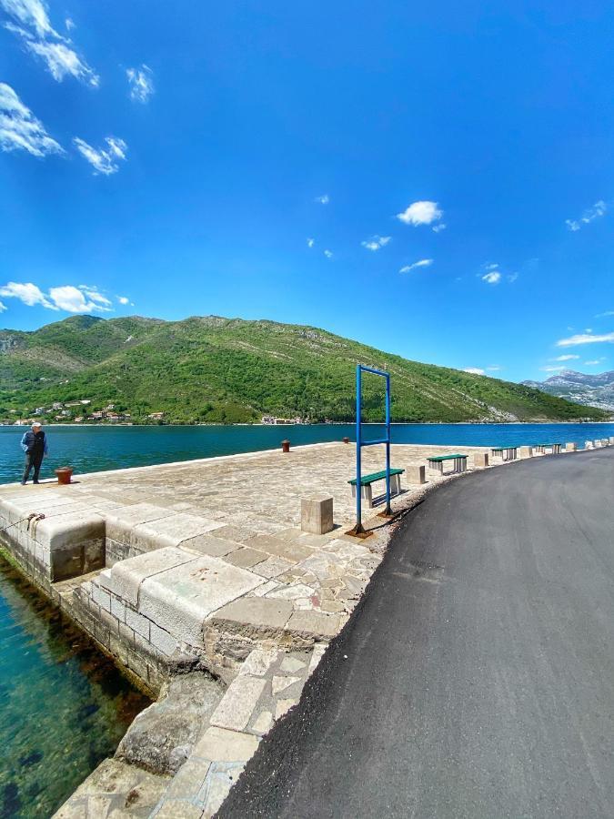 Oldhouse Vucinovic * Tivat